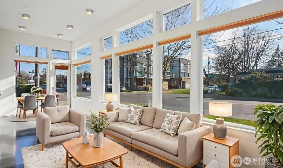 8501 14th Avenue NW, Seattle, WA 98117