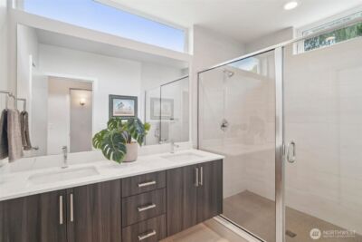 9032 14th Avenue NW #D, Seattle, WA 98117-3407 - Photo 18