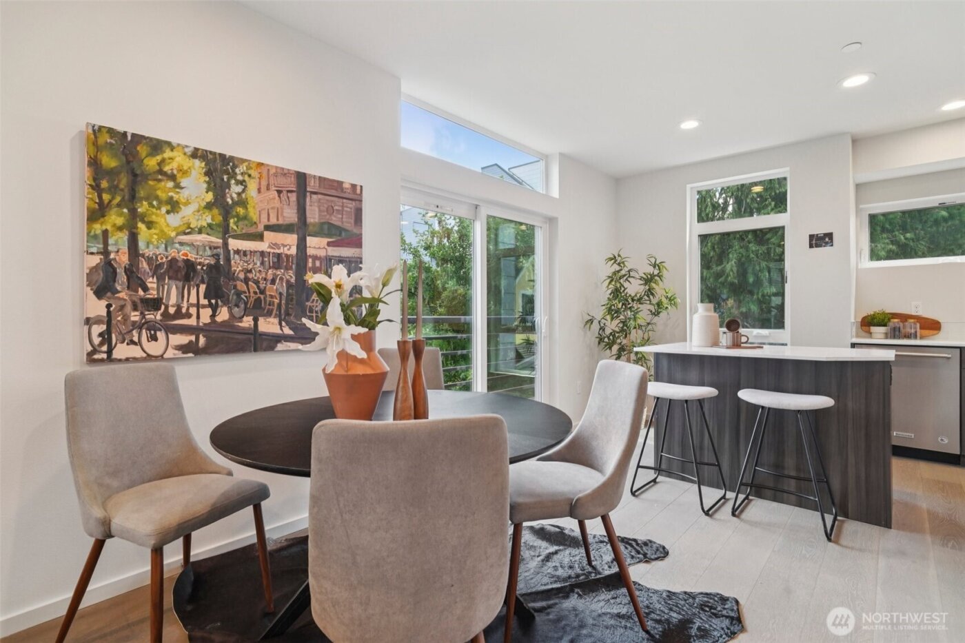 9032 14th Avenue NW #D, Seattle, WA 98117-3407