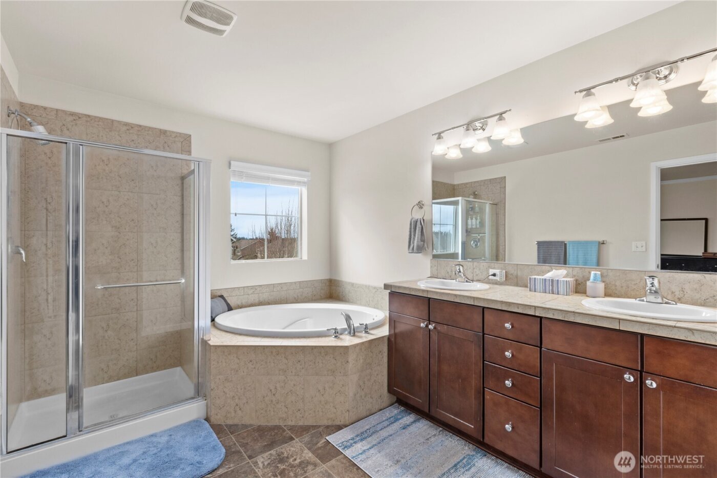 7913 152nd Street Ct E, Puyallup, WA 98375-8470