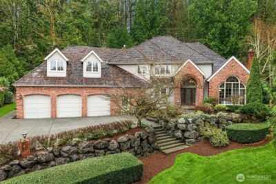 20427 NE 64th Place , Redmond, WA 98053