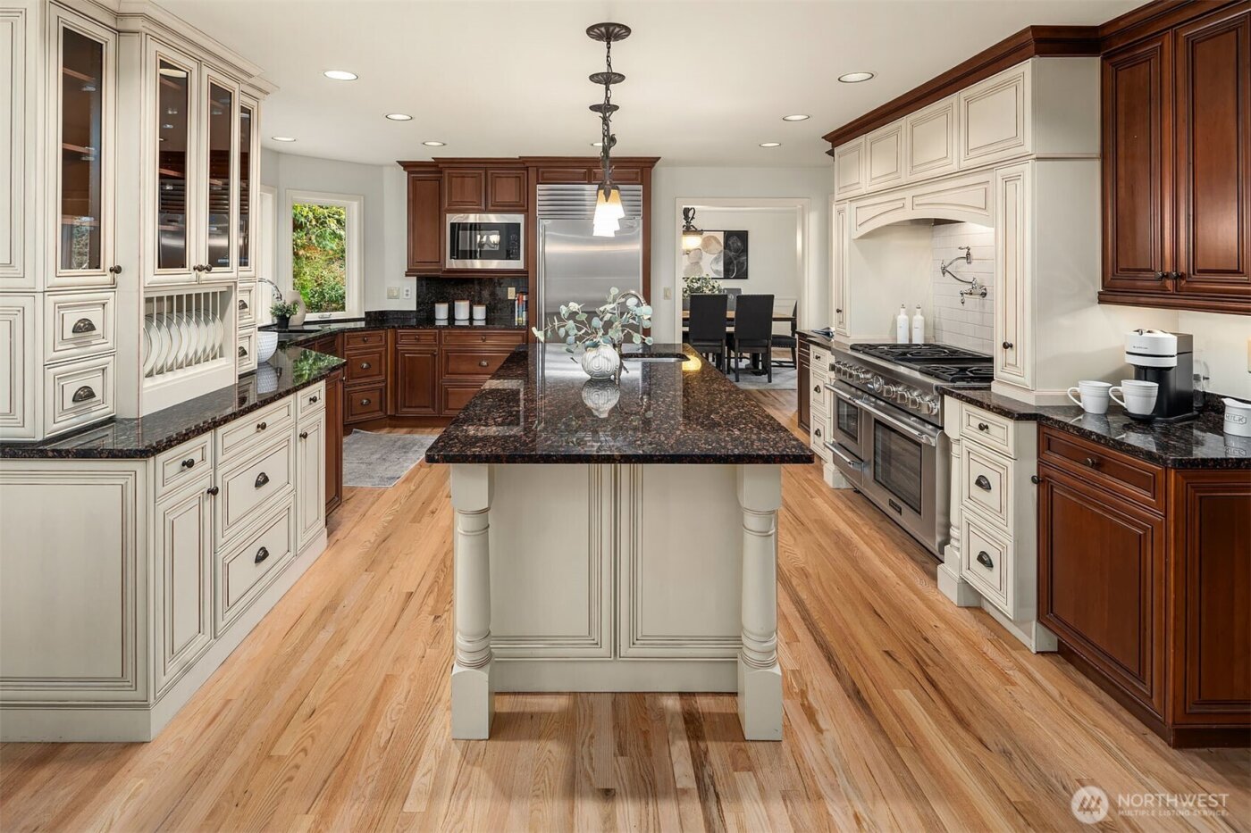 20427 NE 64th Place , Redmond, WA 98053