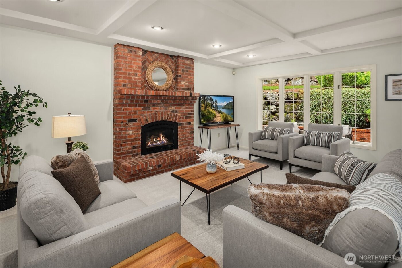 20427 NE 64th Place , Redmond, WA 98053