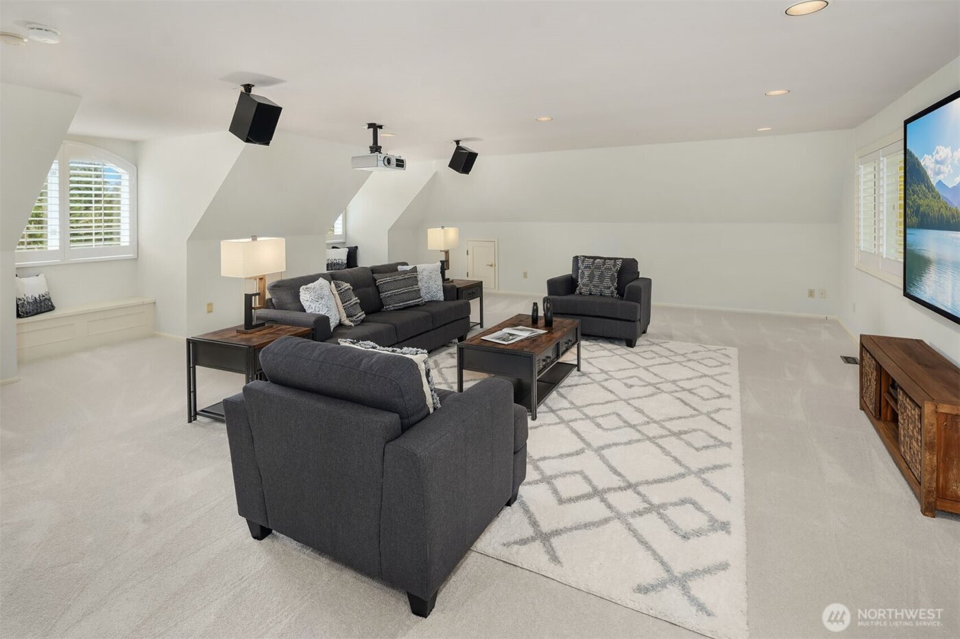 20427 NE 64th Place , Redmond, WA 98053