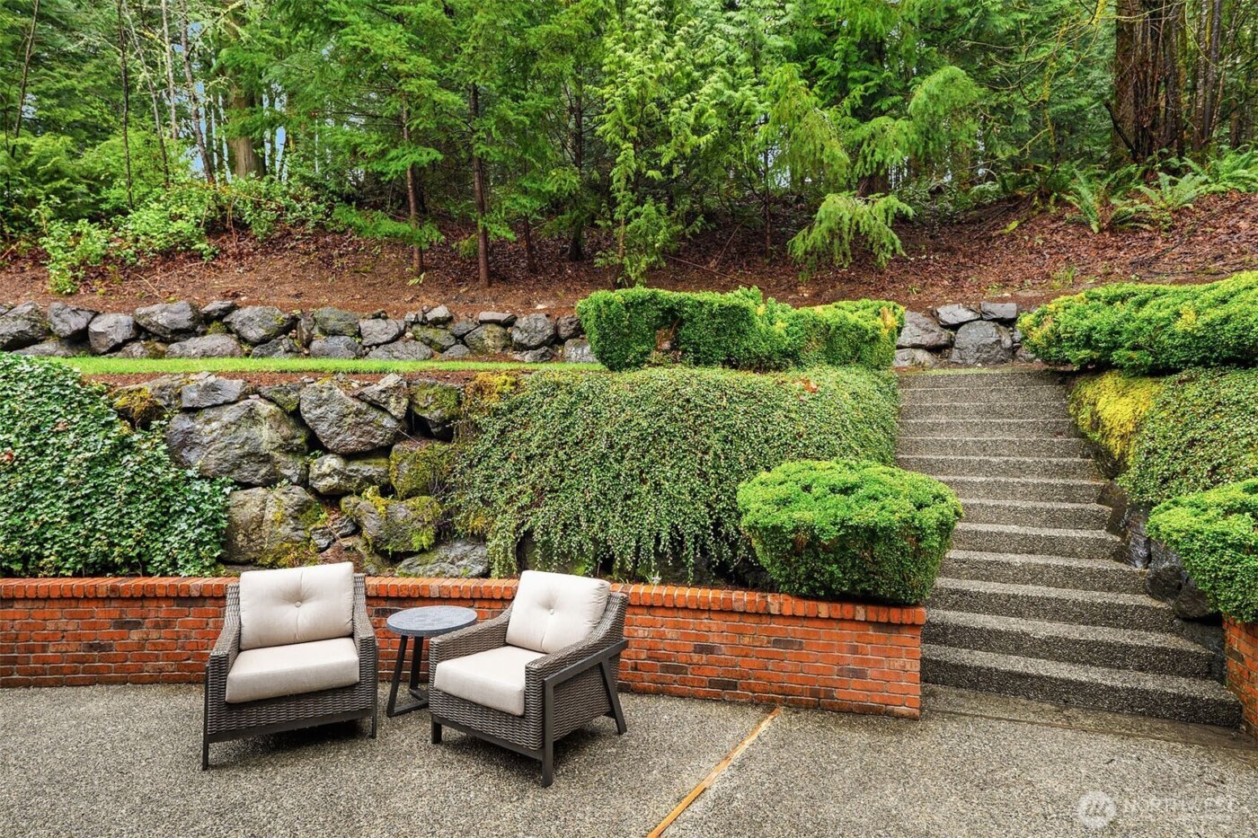 20427 NE 64th Place , Redmond, WA 98053