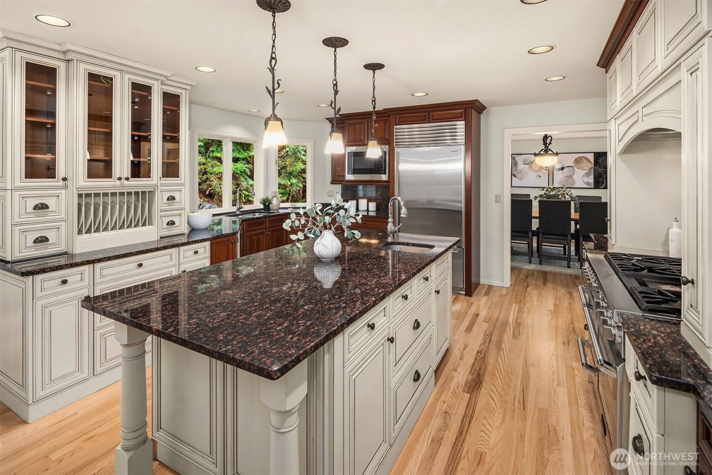 20427 NE 64th Place , Redmond, WA 98053