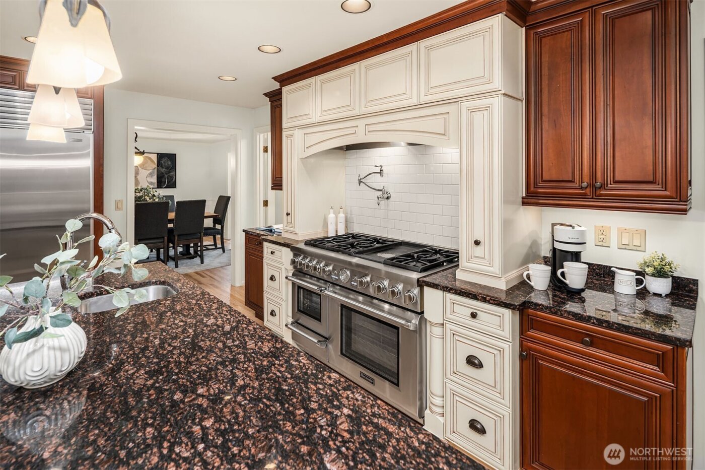 20427 NE 64th Place , Redmond, WA 98053