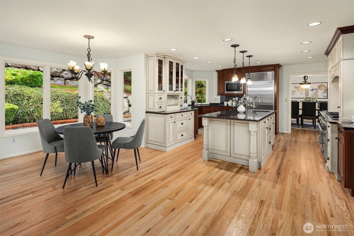 20427 NE 64th Place , Redmond, WA 98053