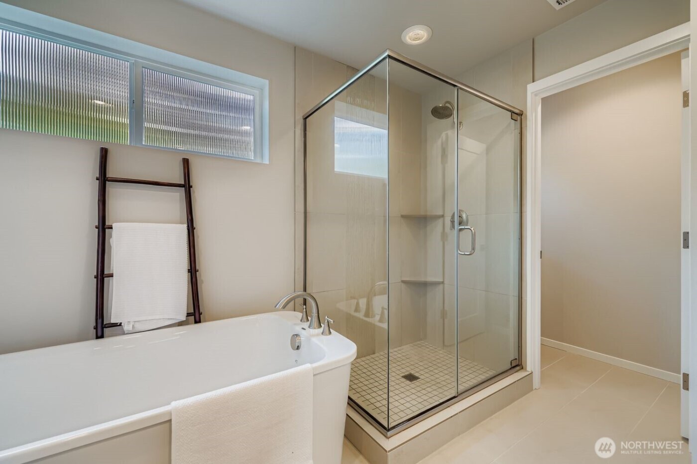 13530 NE 128th Place , Kirkland, WA 98034