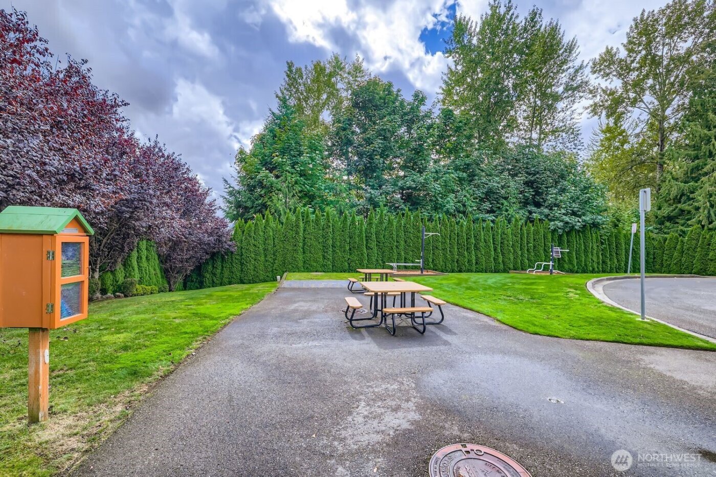 13530 NE 128th Place , Kirkland, WA 98034