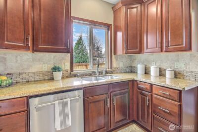 21834 SE 265th Way , Maple Valley, WA 98038 - Photo 12