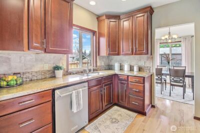 21834 SE 265th Way , Maple Valley, WA 98038 - Photo 8