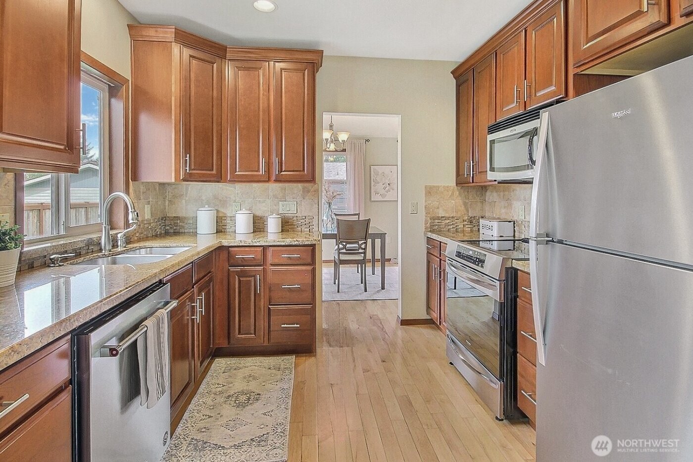 21834 SE 265th Way , Maple Valley, WA 98038