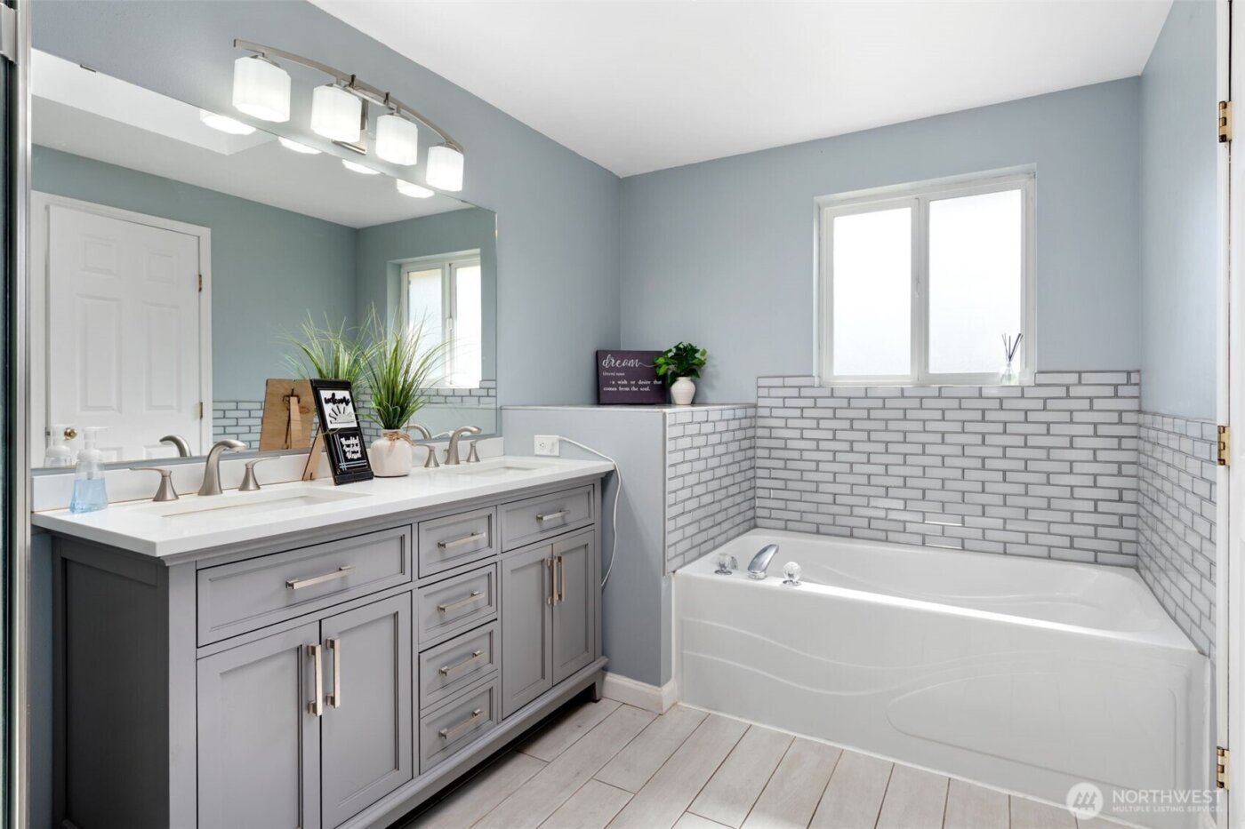 453 Coma Road , Vader, WA 98593