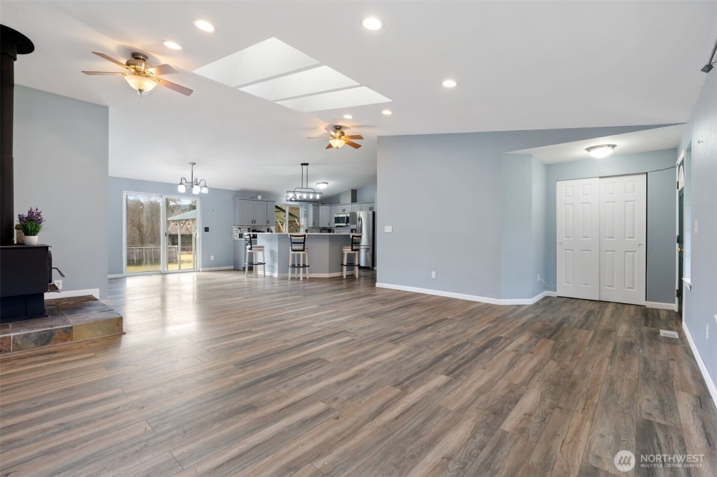 453 Coma Road , Vader, WA 98593