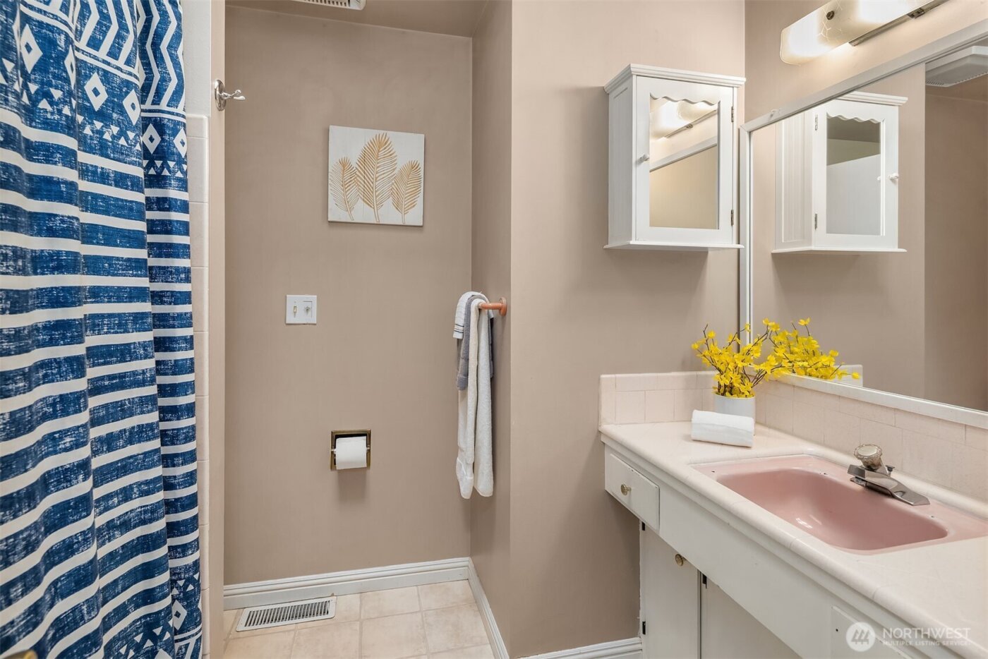 17838 Wallingford Avenue N, Shoreline, WA 98133