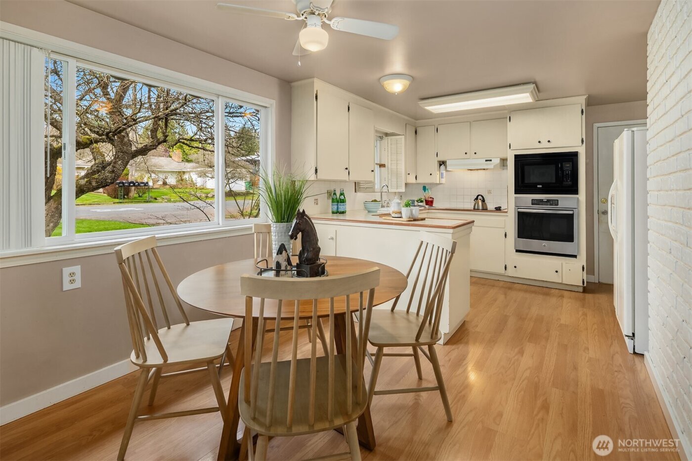 17838 Wallingford Avenue N, Shoreline, WA 98133