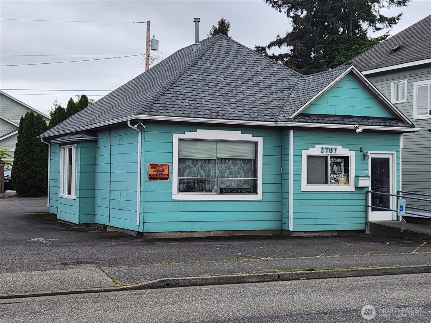 2707 Meridian Street , Bellingham, WA 98225