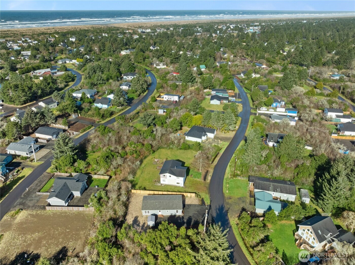 175 Wishkah Street SW, Ocean Shores, WA 98569