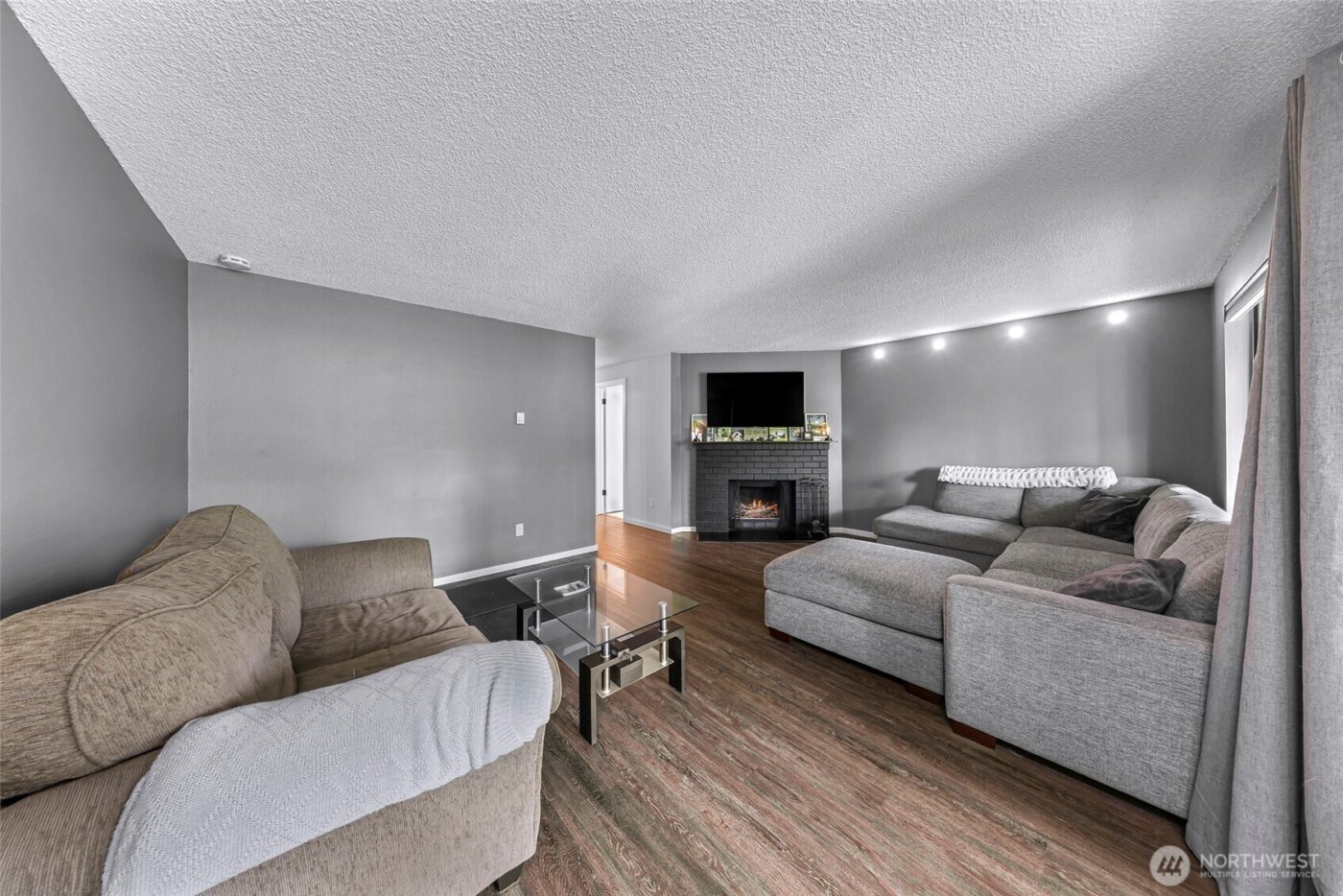 1211 N 8th Street #2, Mount Vernon, WA 98273