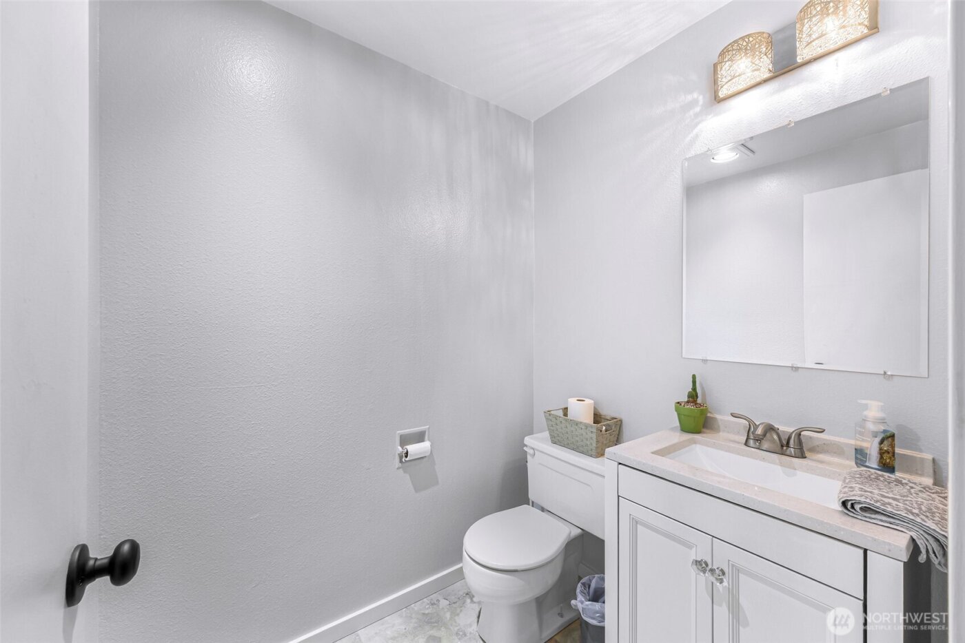 1211 N 8th Street #2, Mount Vernon, WA 98273