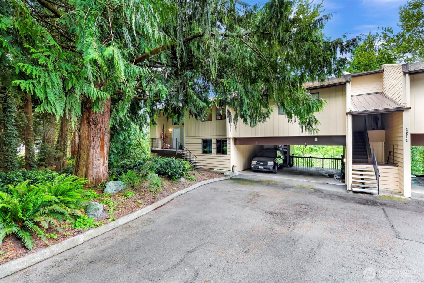 1211 N 8th Street #2, Mount Vernon, WA 98273