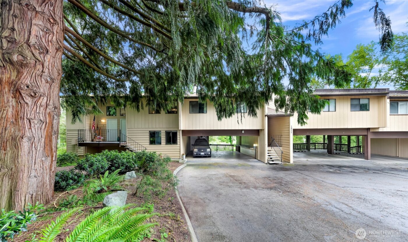 1211 N 8th Street #2, Mount Vernon, WA 98273