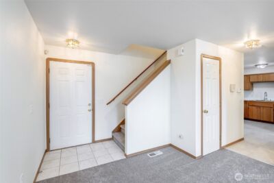 808 13th Street SE #E, Puyallup, WA 98372 - Photo 3