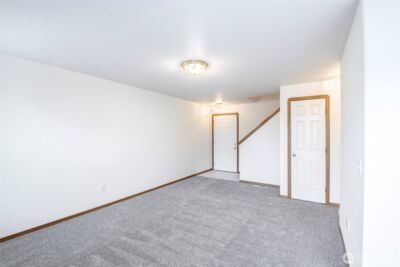 808 13th Street SE #E, Puyallup, WA 98372 - Photo 6