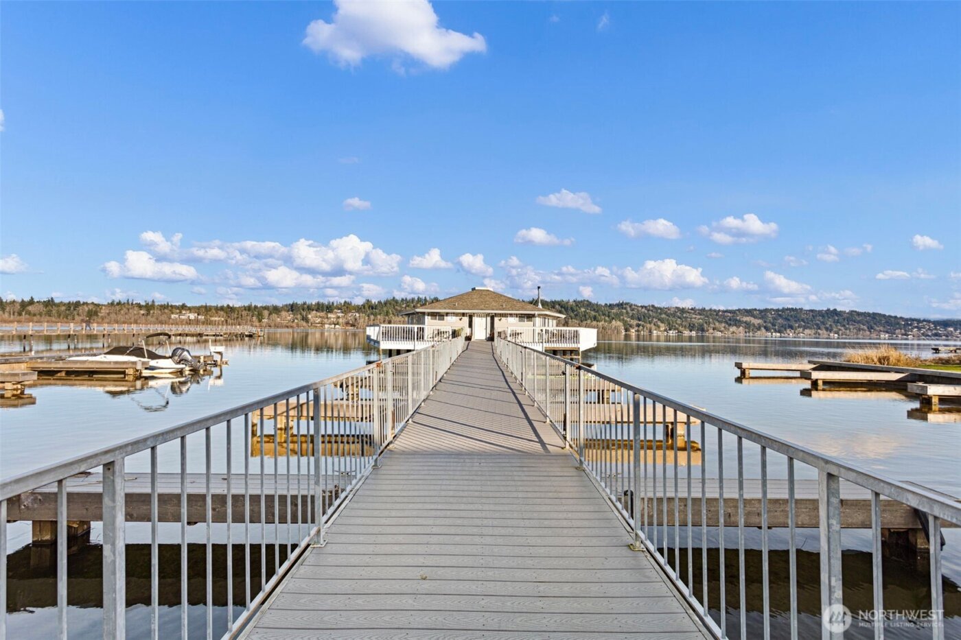 17301 NE 45th Street #87, Redmond, WA 98052-5637