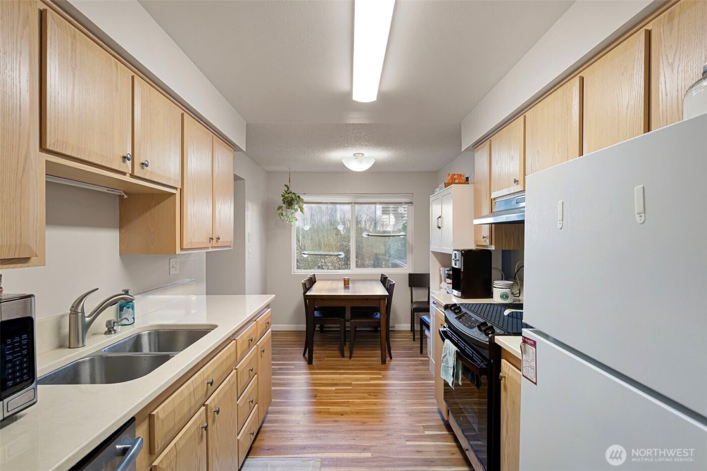 17301 NE 45th Street #87, Redmond, WA 98052-5637