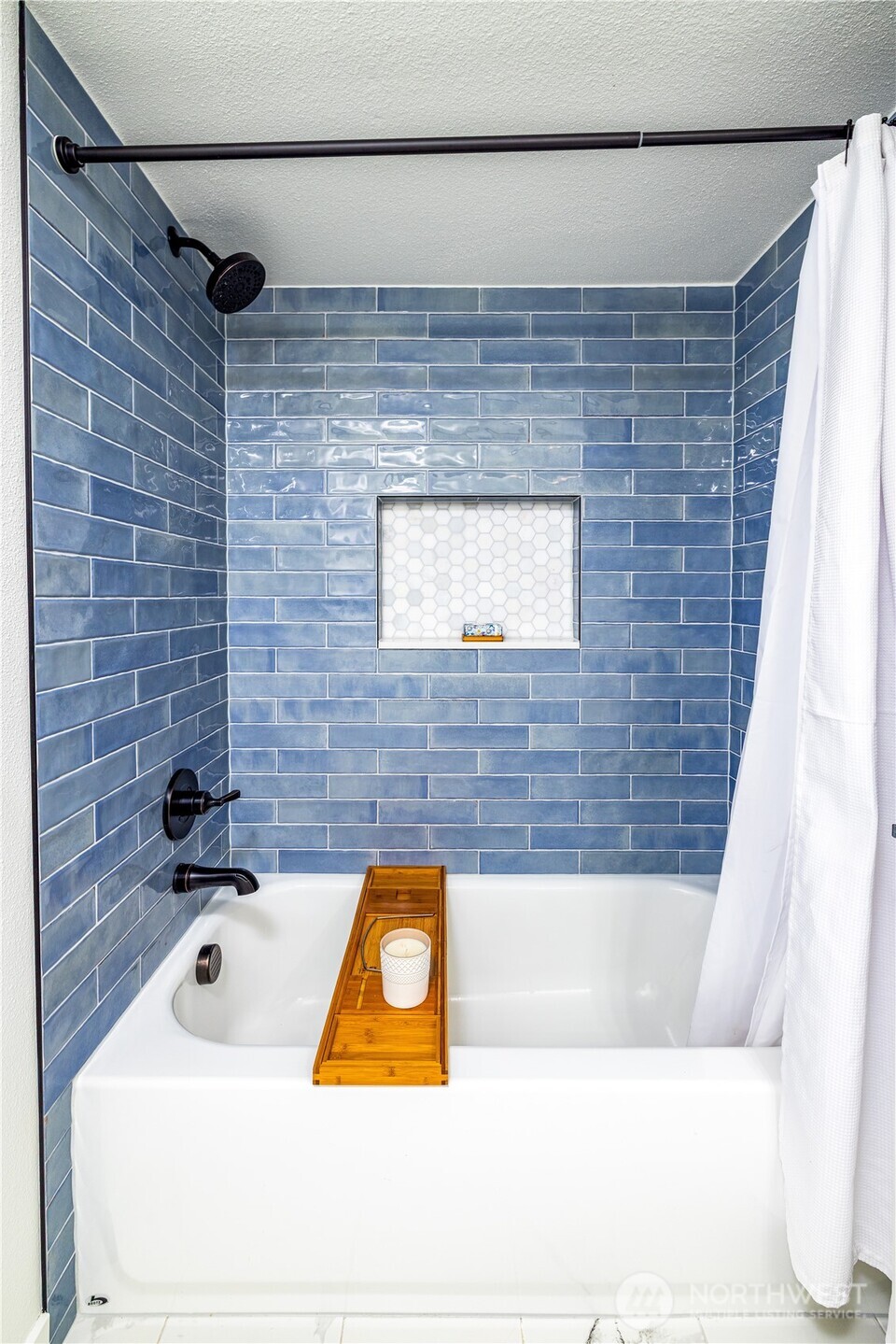 19305 196th Avenue NE, Woodinville, WA 98077