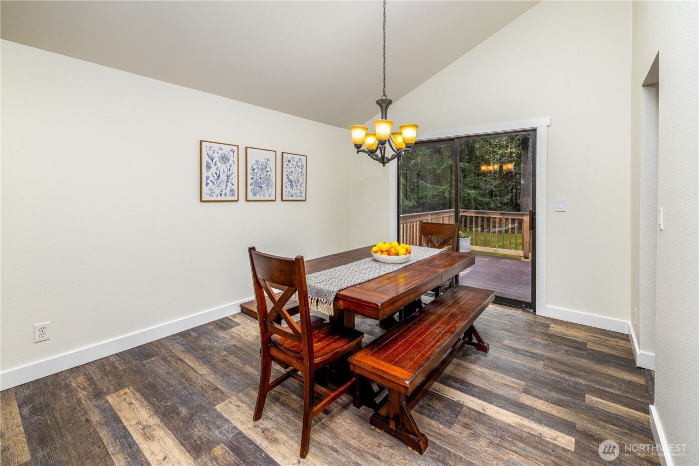 19305 196th Avenue NE, Woodinville, WA 98077