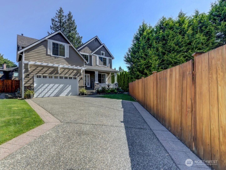 907 196th Place SW, Lynnwood, WA 98036