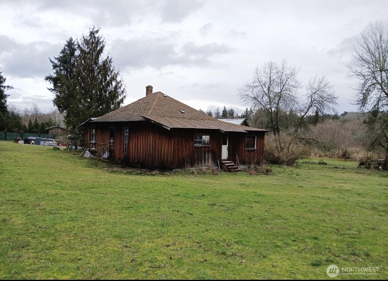 25115 72nd Avenue E, Graham, WA 98338