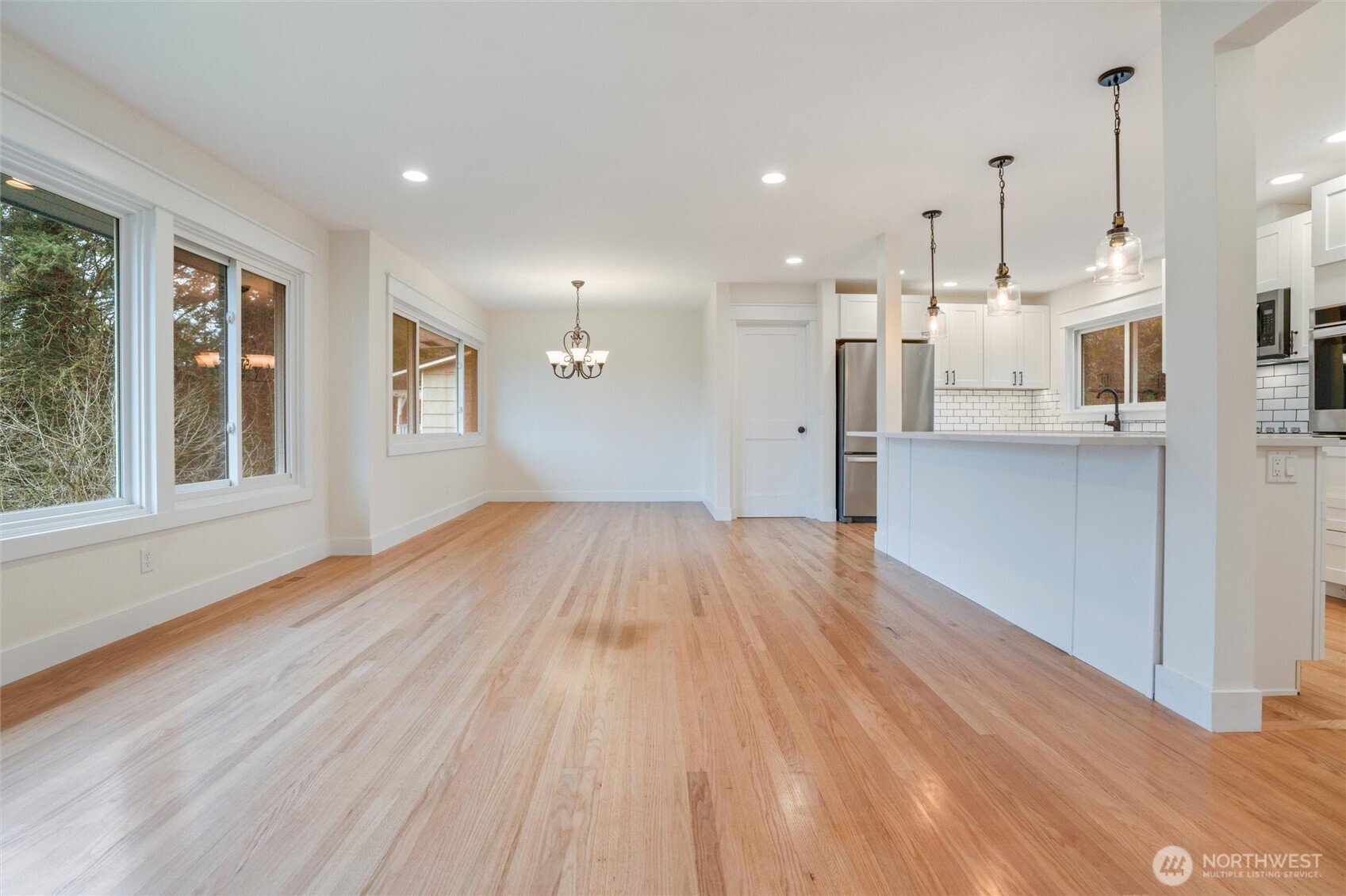 1530 Crestview Drive , Bremerton, WA 98312