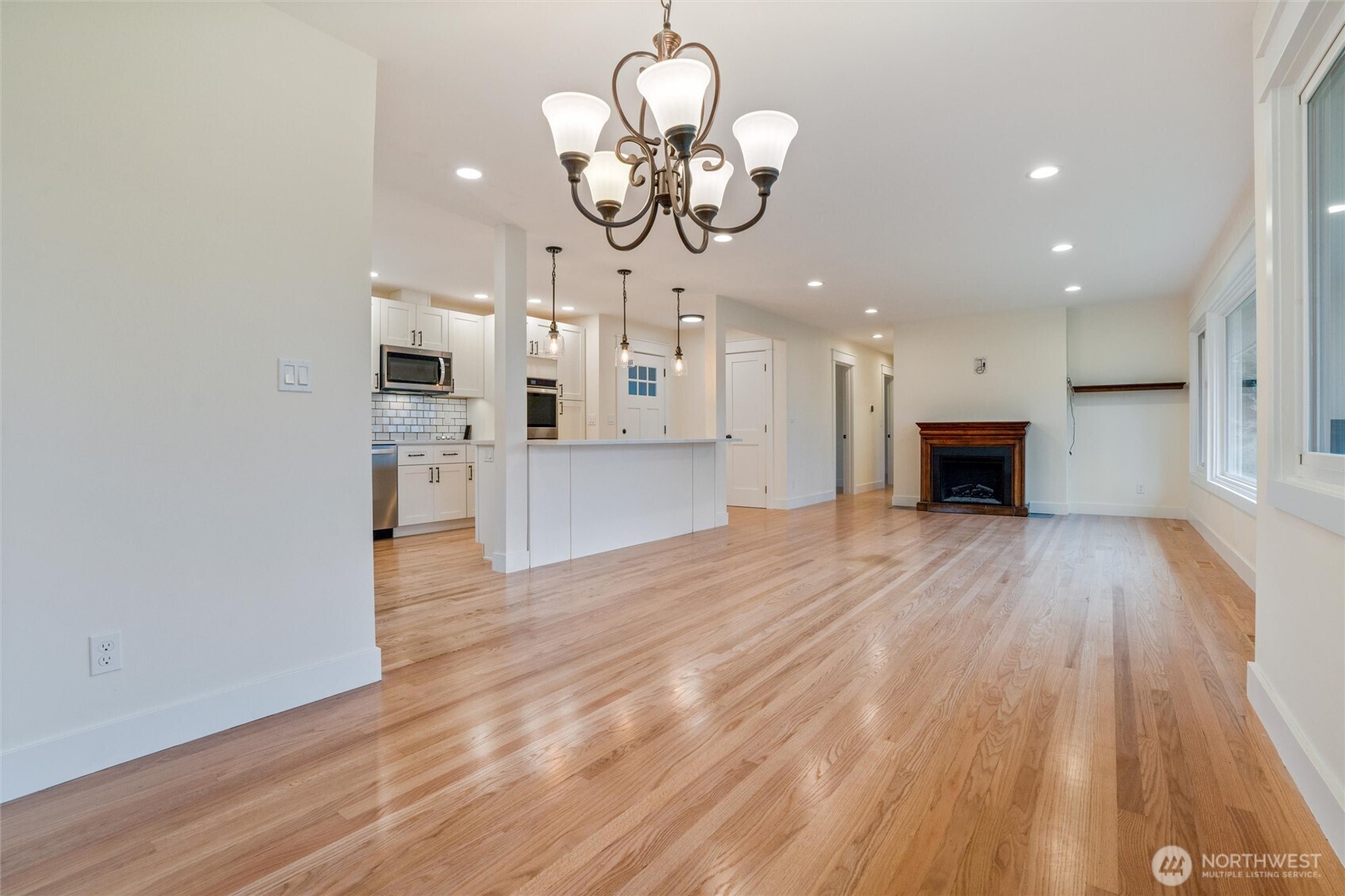 1530 Crestview Drive , Bremerton, WA 98312