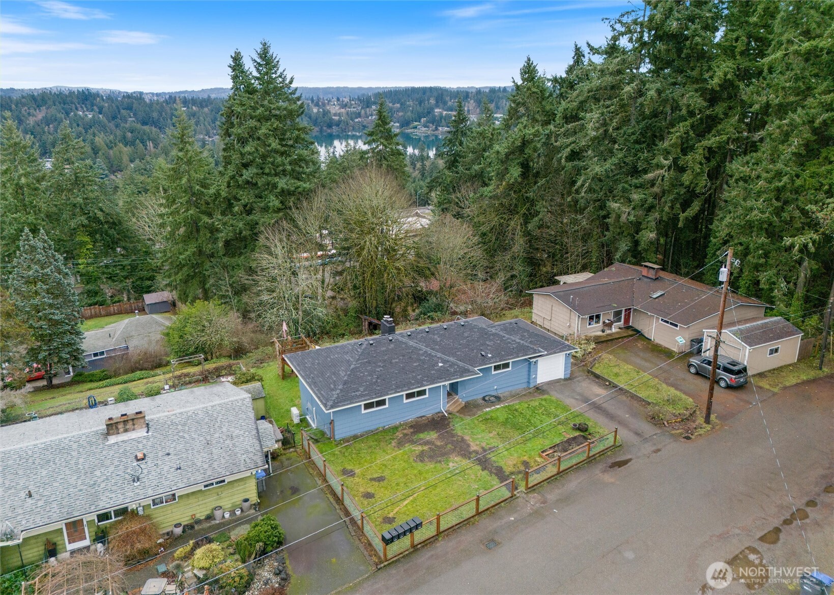 1530 Crestview Drive , Bremerton, WA 98312