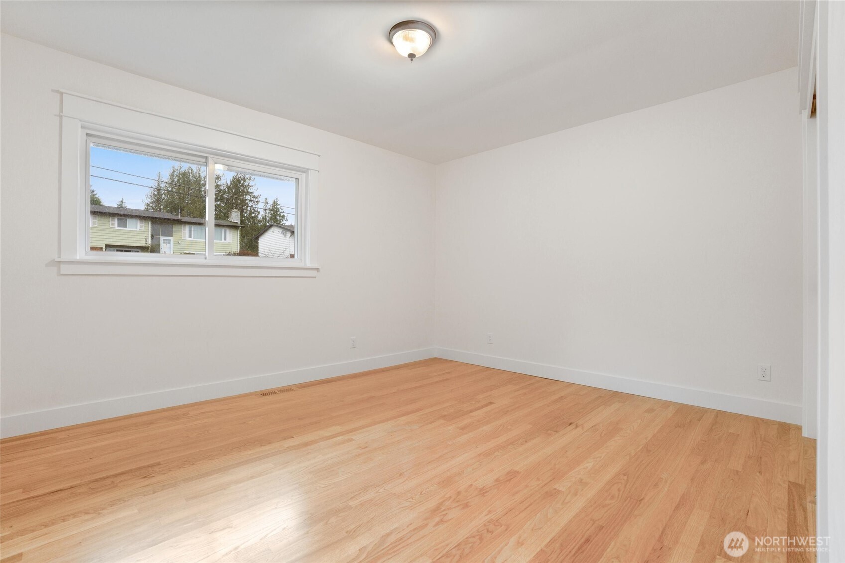 1530 Crestview Drive , Bremerton, WA 98312