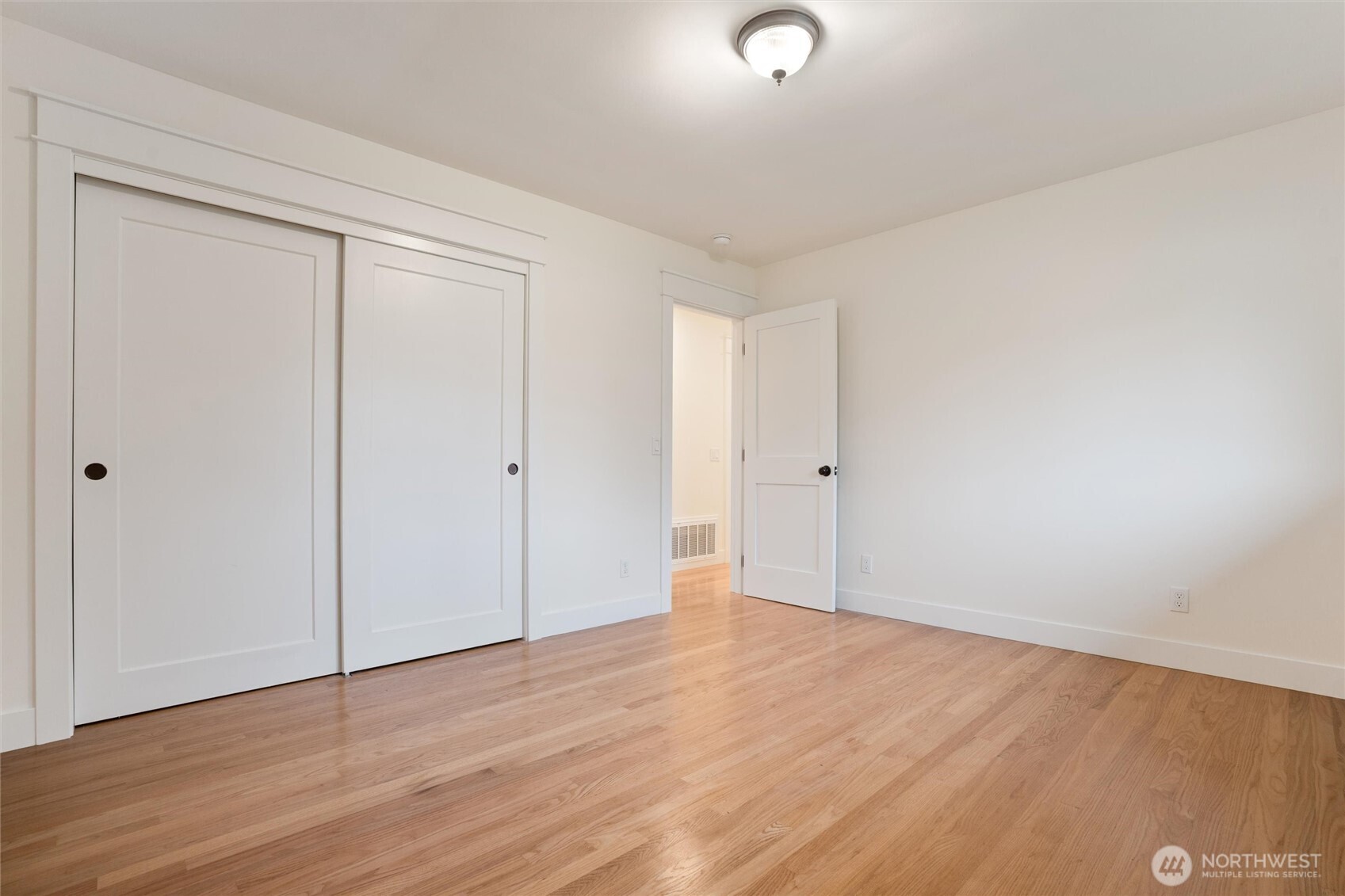 1530 Crestview Drive , Bremerton, WA 98312