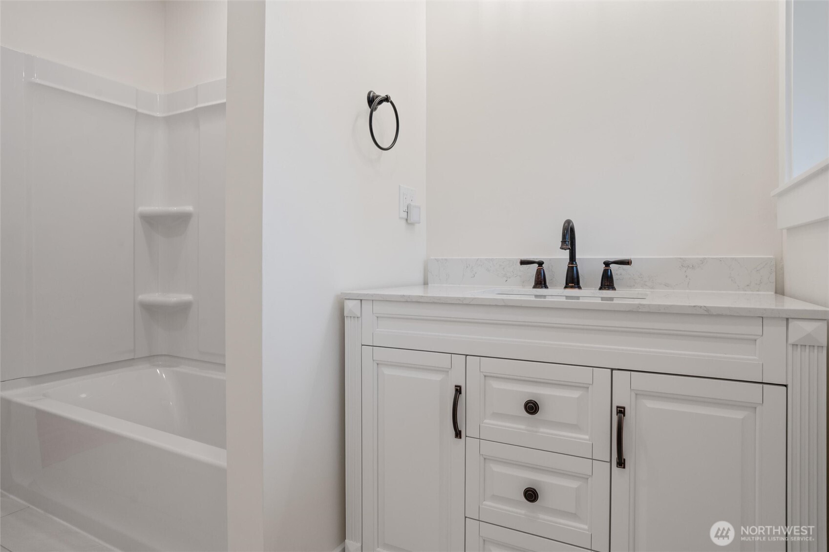 1530 Crestview Drive , Bremerton, WA 98312