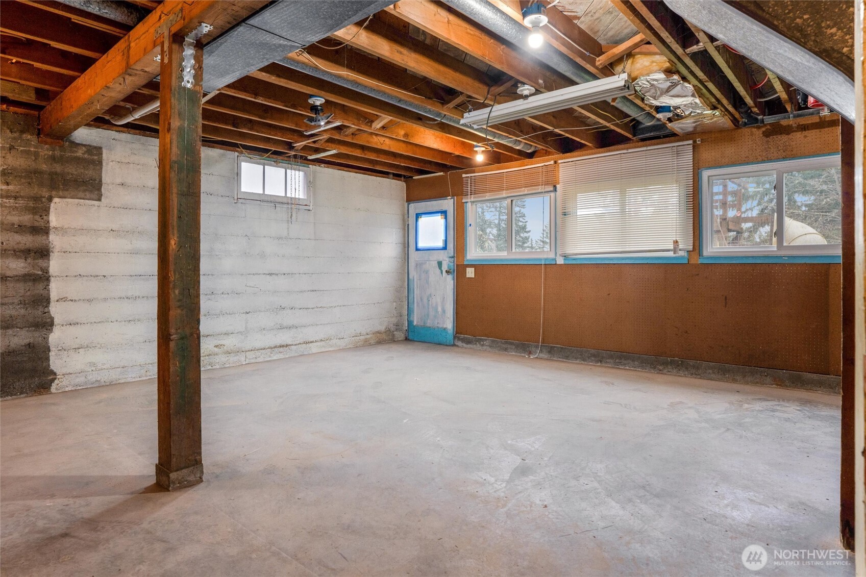 1530 Crestview Drive , Bremerton, WA 98312