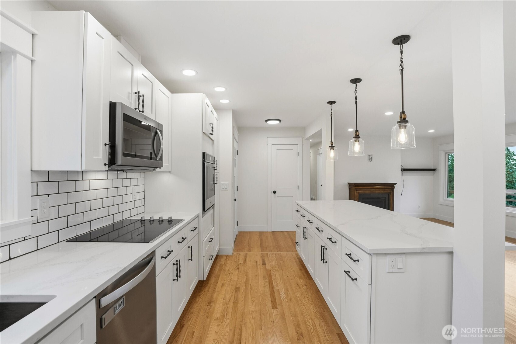 1530 Crestview Drive , Bremerton, WA 98312