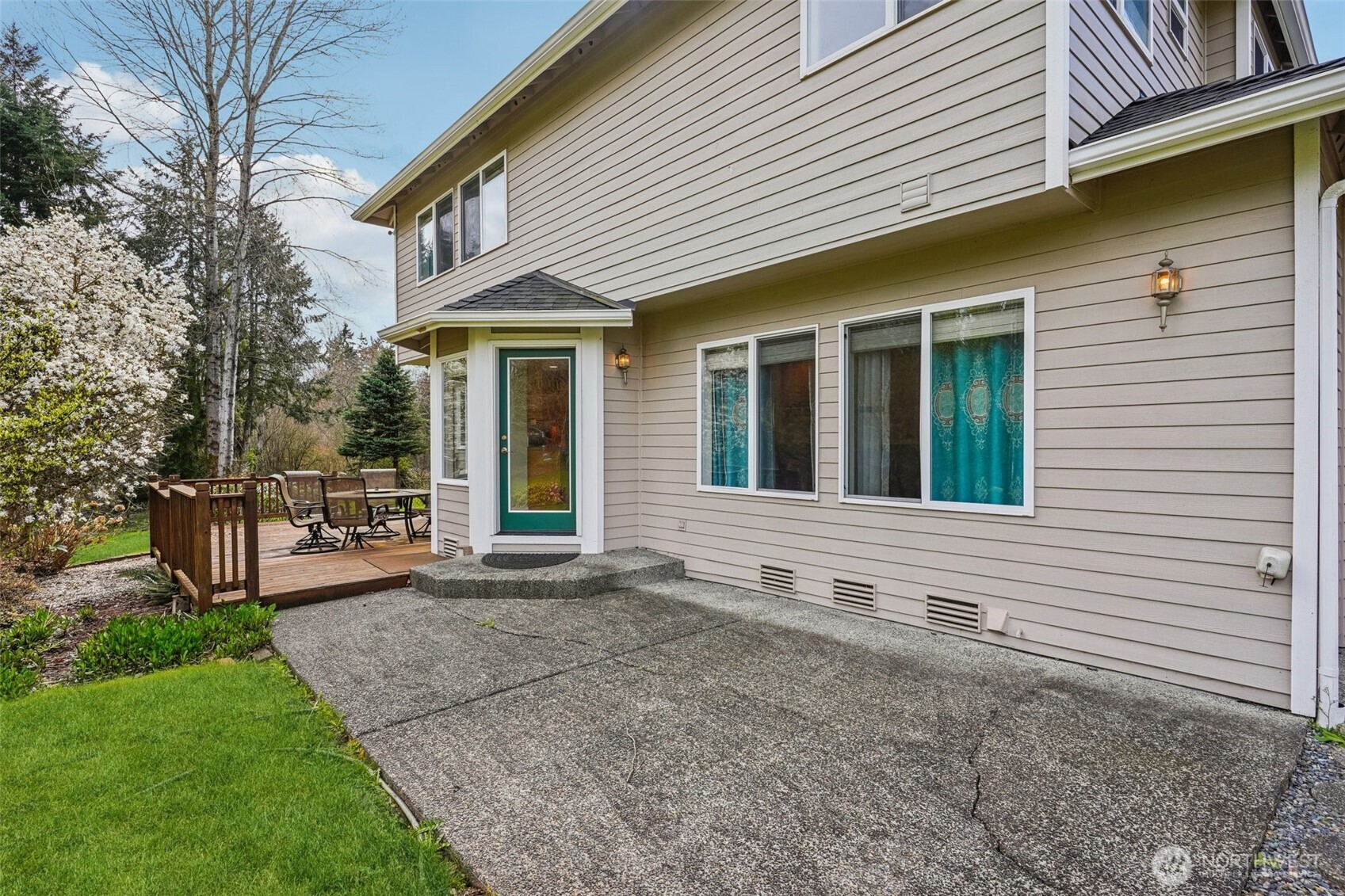 12612 SE 261st Street , Kent, WA 98030