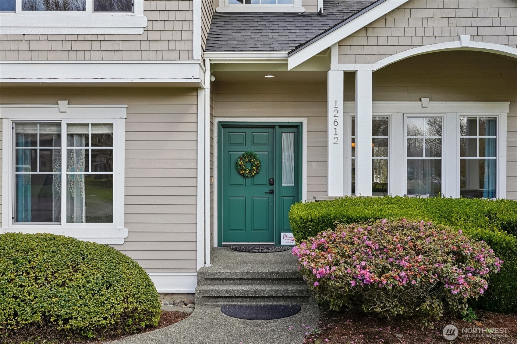 12612 SE 261st Street , Kent, WA 98030