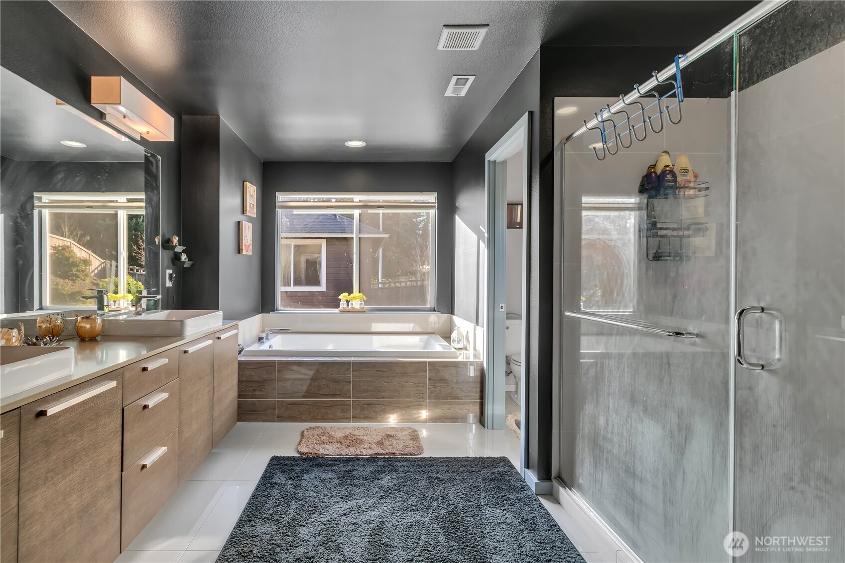 5812 S 326th Court , Auburn, WA 98001