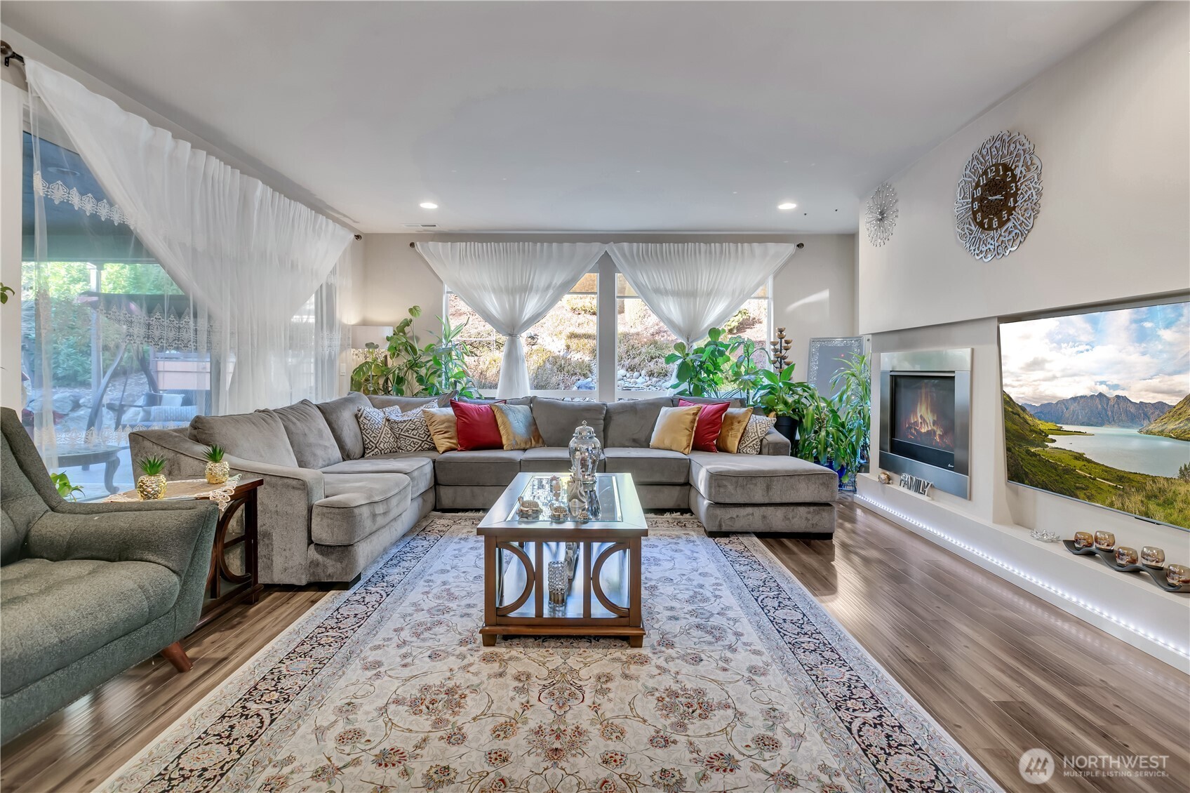 5812 S 326th Court , Auburn, WA 98001