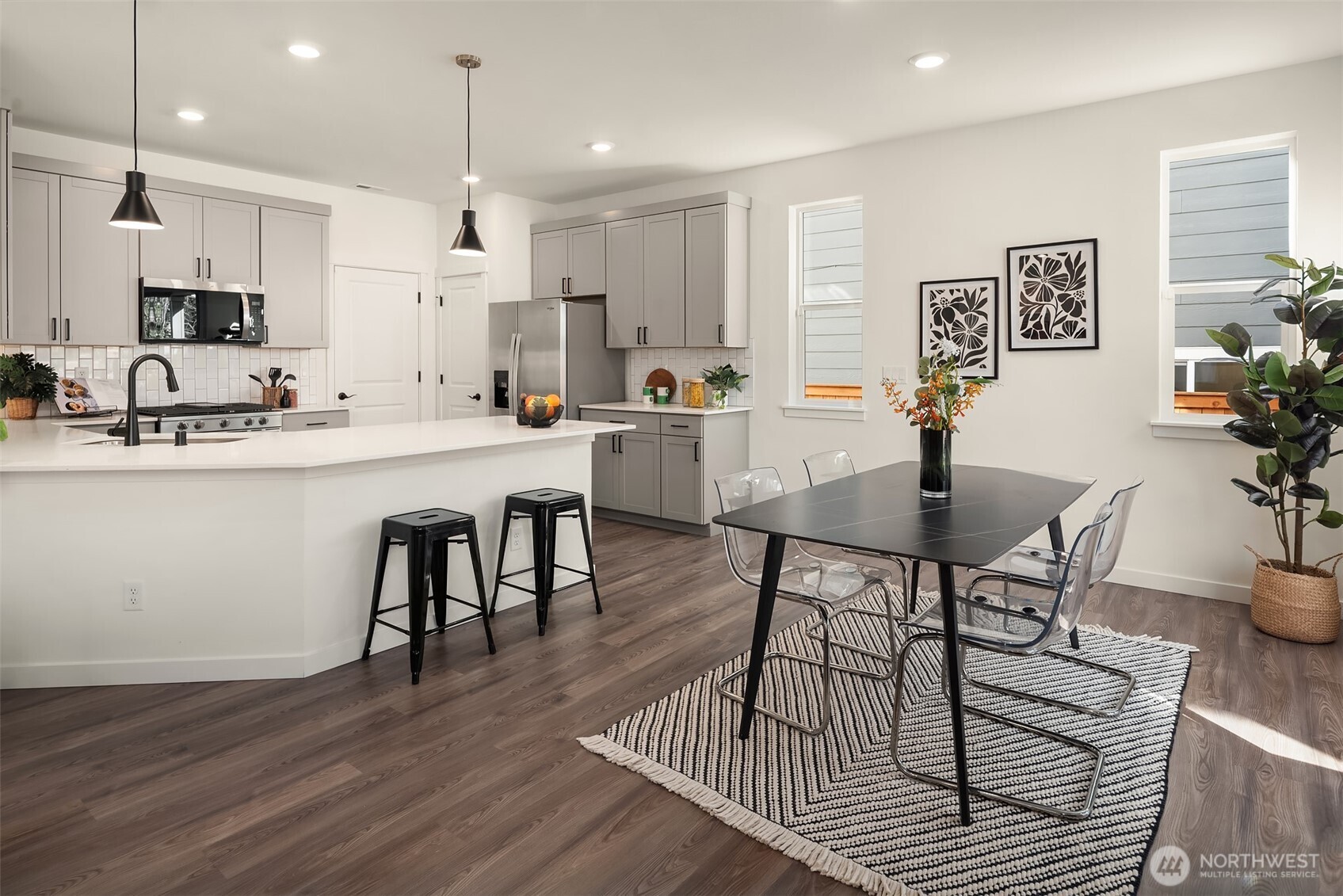 9426 S 237th Street , Kent, WA 98031