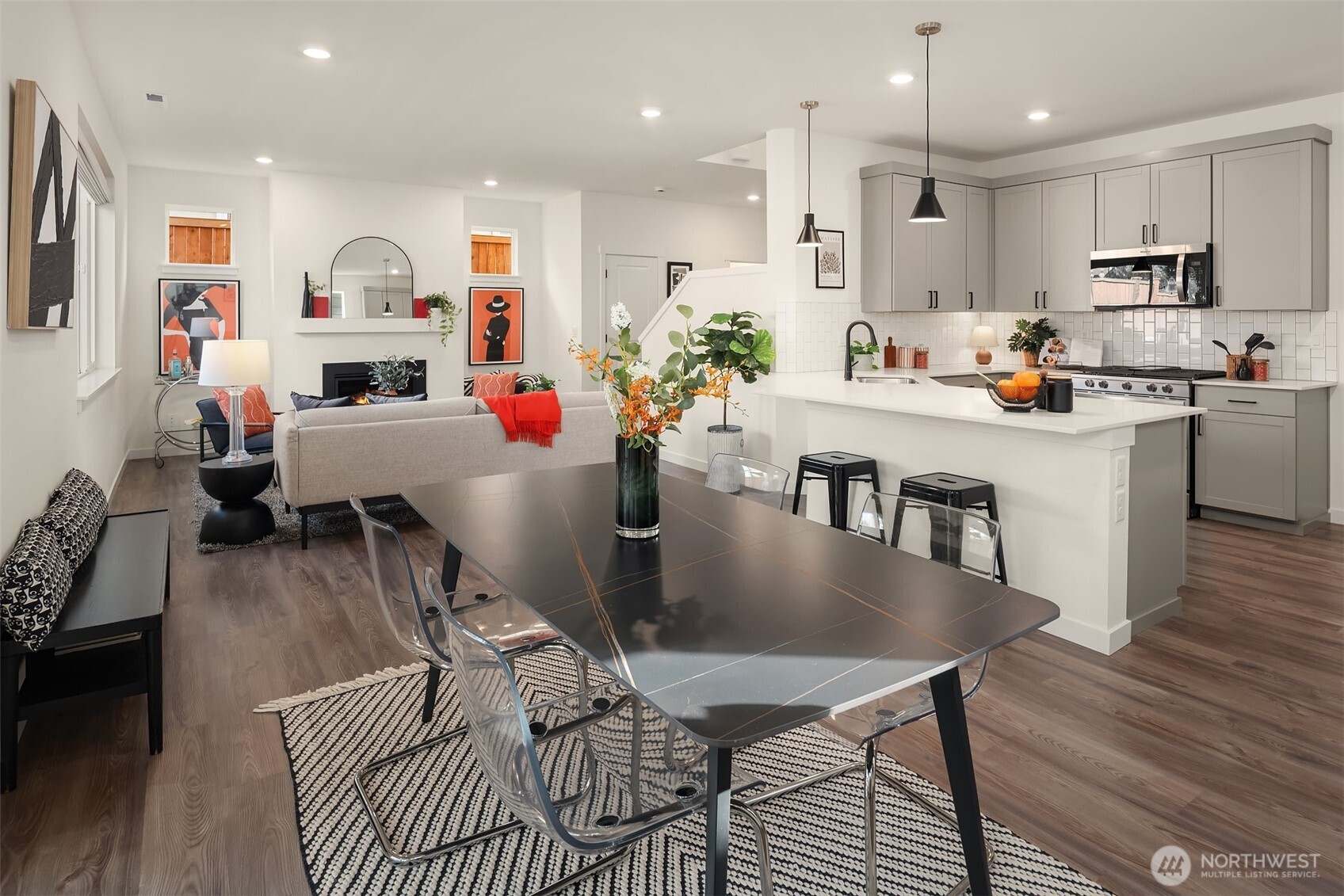 9426 S 237th Street , Kent, WA 98031