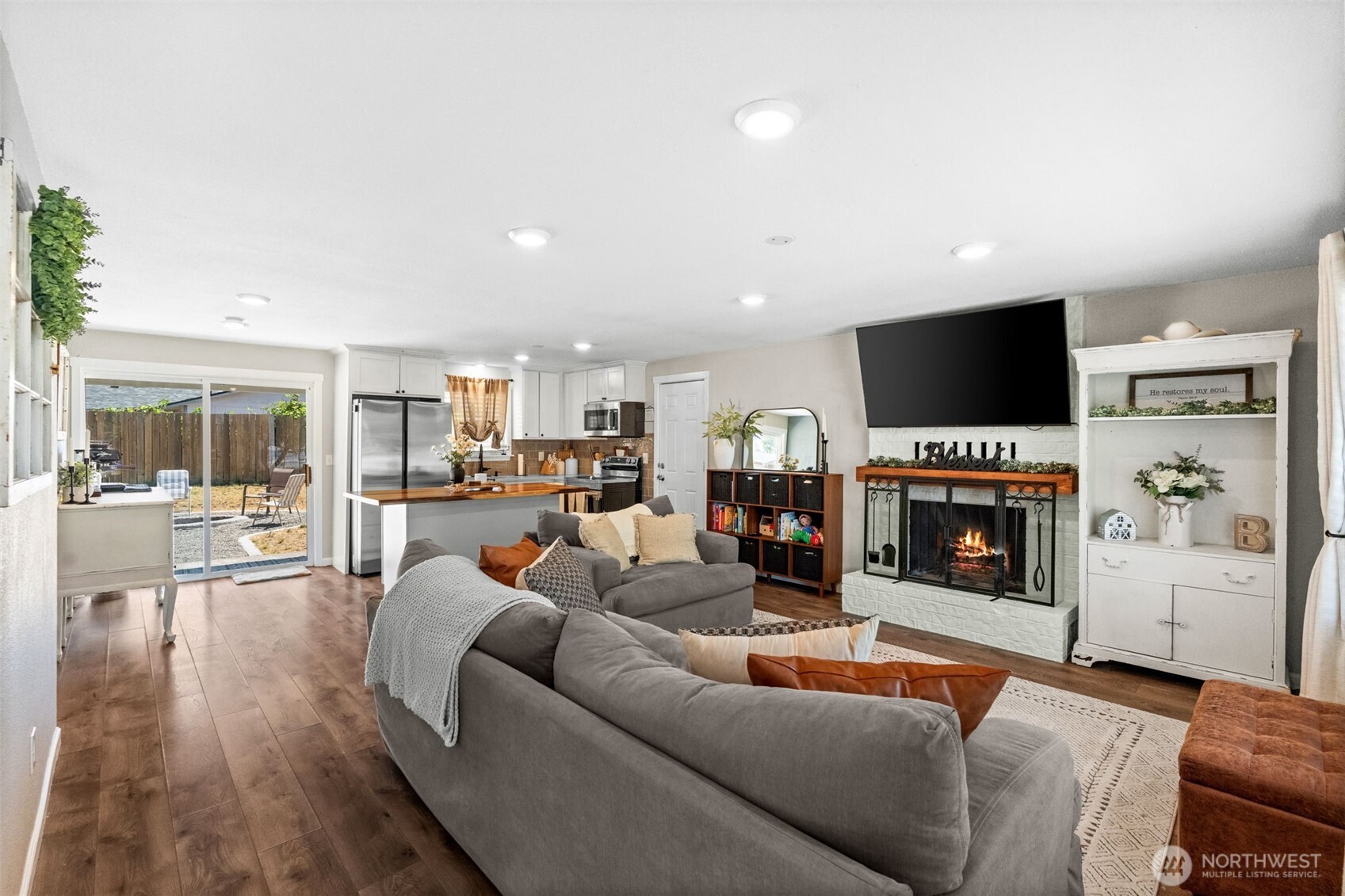 17019 19th Avenue E, Spanaway, WA 98387